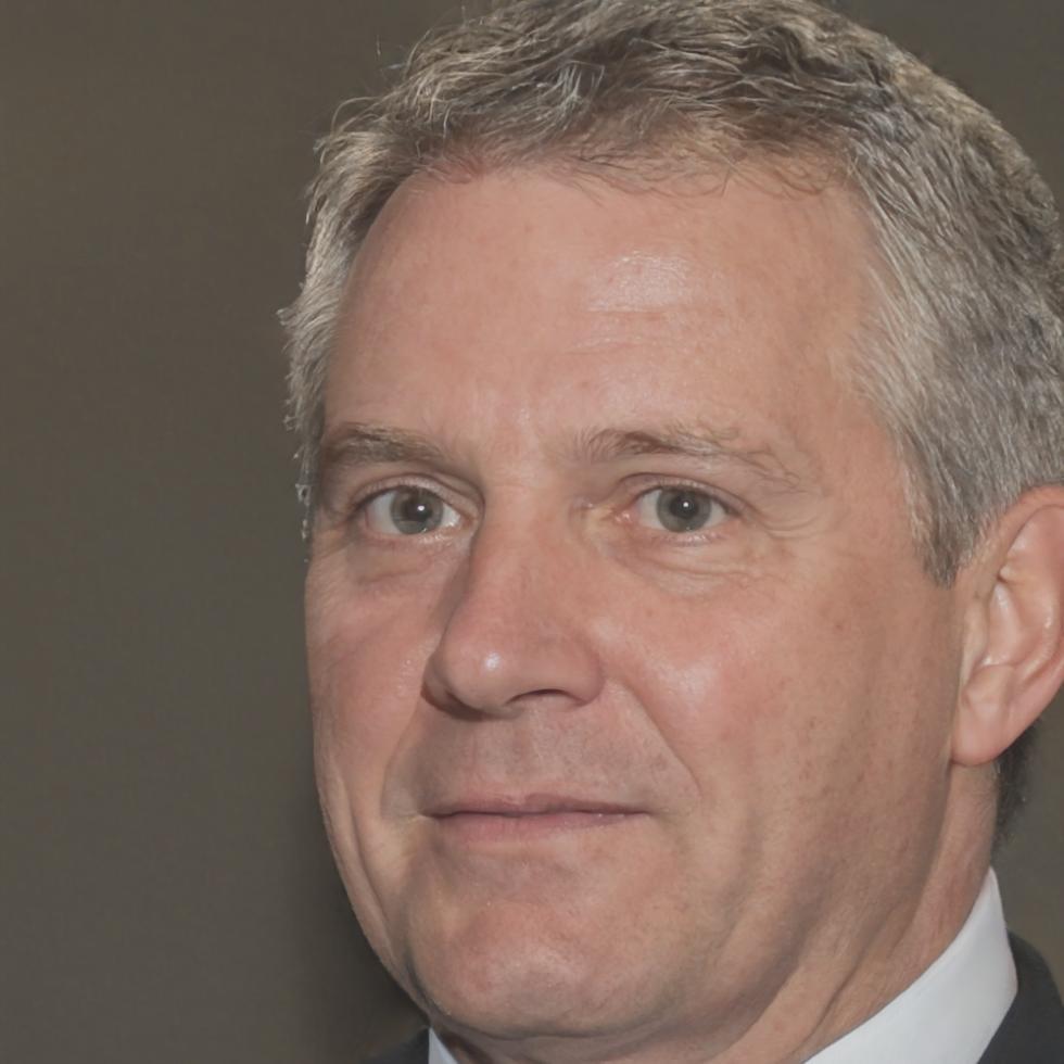 Marcus Thompson, Risk Management Expert